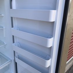 Freezer $650