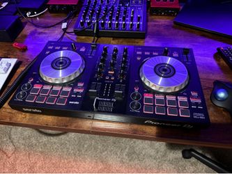 Pioneer DDJ-SB3 DJ Controller for Serato