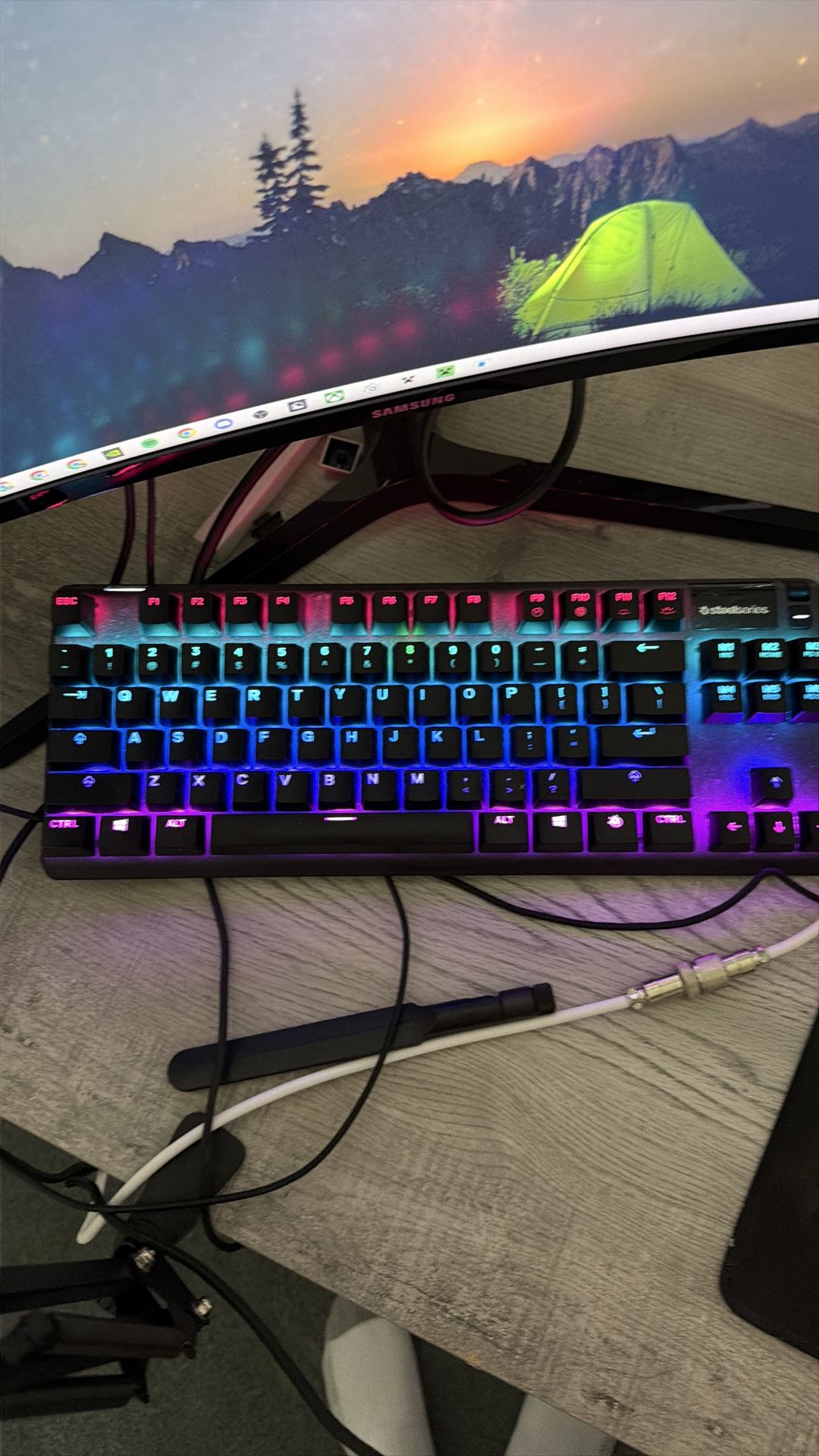 โจ๏ธ SteelSeries Apex 7 TKL Gaming Keyboard โ RGB โ OLED Screen