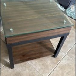 La-Z-Boy Glass Wood Metal Side Table, Richmond, Texas 77407