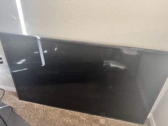 Samsung 60” Smart Flat Screen TV