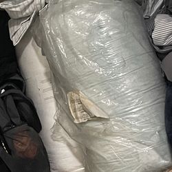 King sized memory foam and protective cover (photed)