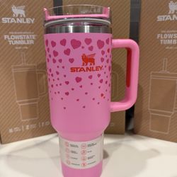 NEW Stanley Quencher H2.0 FlowState Tumbler 40 oz - Powder Pink Heart Gradient