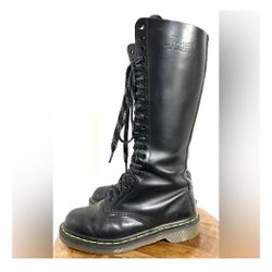 Dr. Martens Knee High Boots Size 8