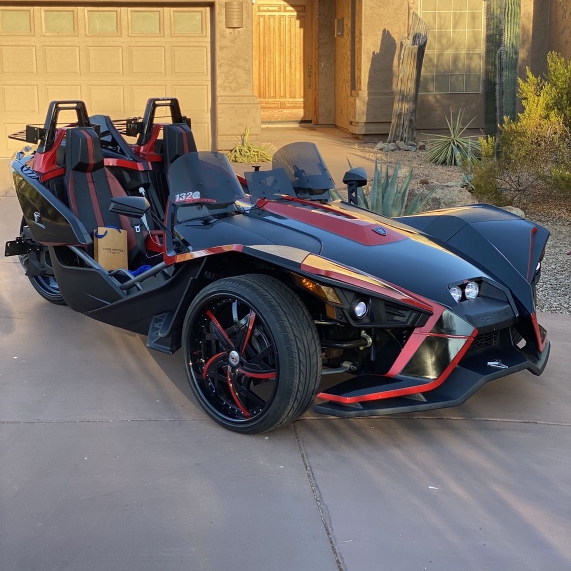 Photo 2015 Custom Slingshot 5200 Miles