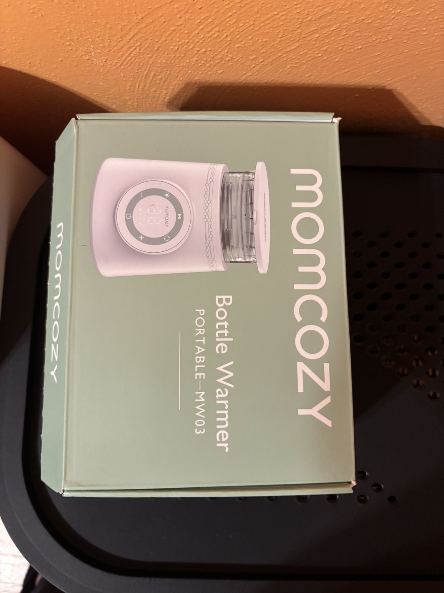 Momcozy bottle warmer