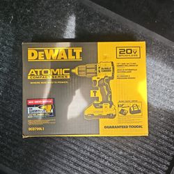Dewalt Hammer drill kit,