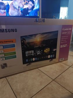 Samsung crystal uhd u8000f 50"