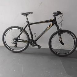 BICYCLE SPECIALIZED 21 SPEED BRAND NEW 