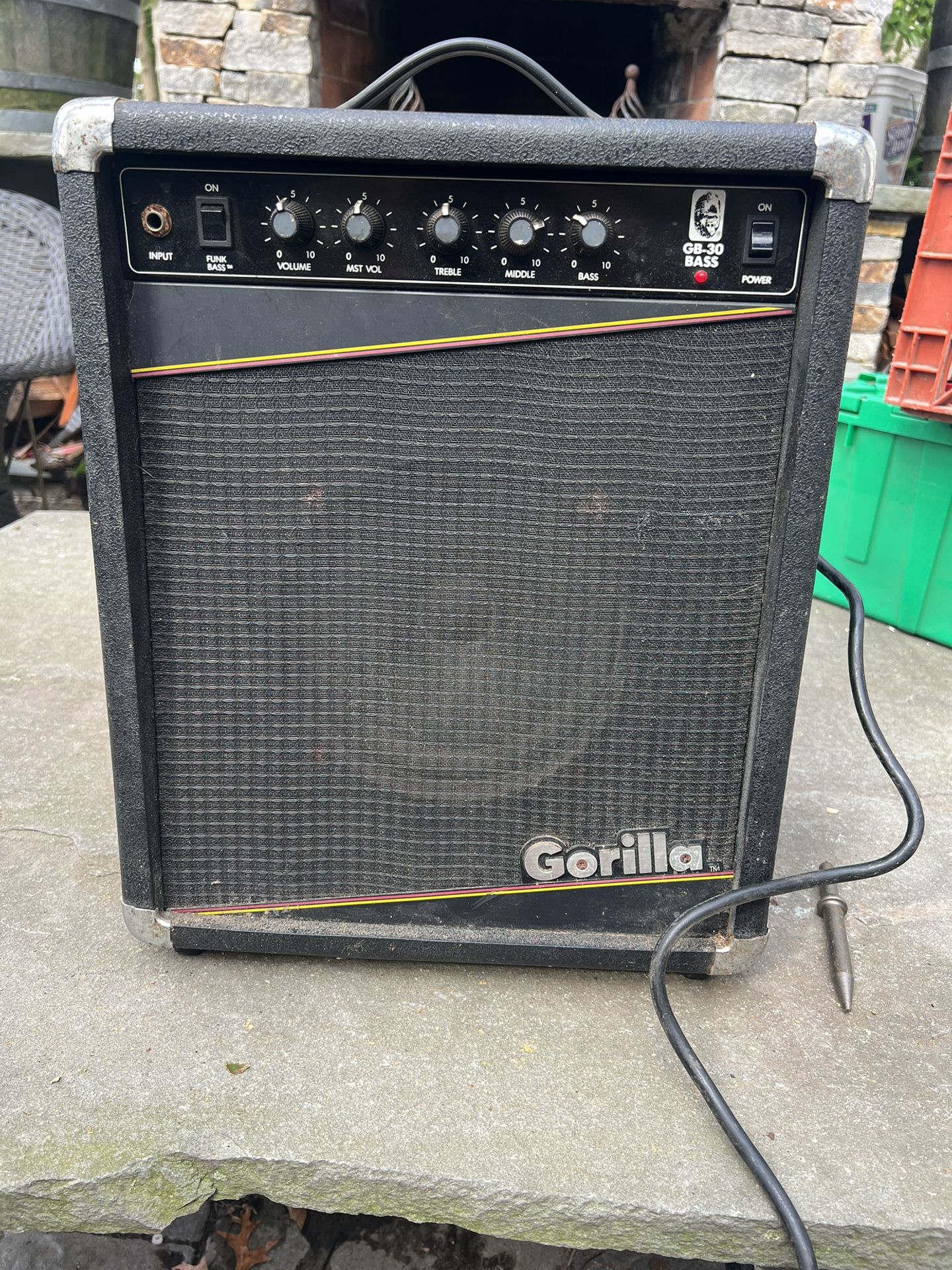 Guitar Amp Gorilla