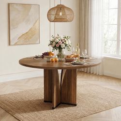 39” Round Dining Table, 4-6 Person Wooden Dining Table, Modern Dining Table, Brown. NO CHAIRS!!!