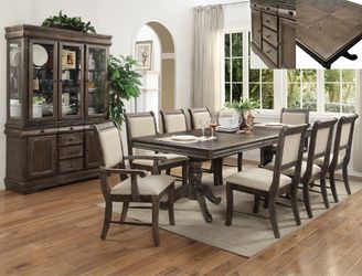 BEAUTIFUL 7 PCS DINING SET WITH 6 CHAIRS INCLUDED NEW