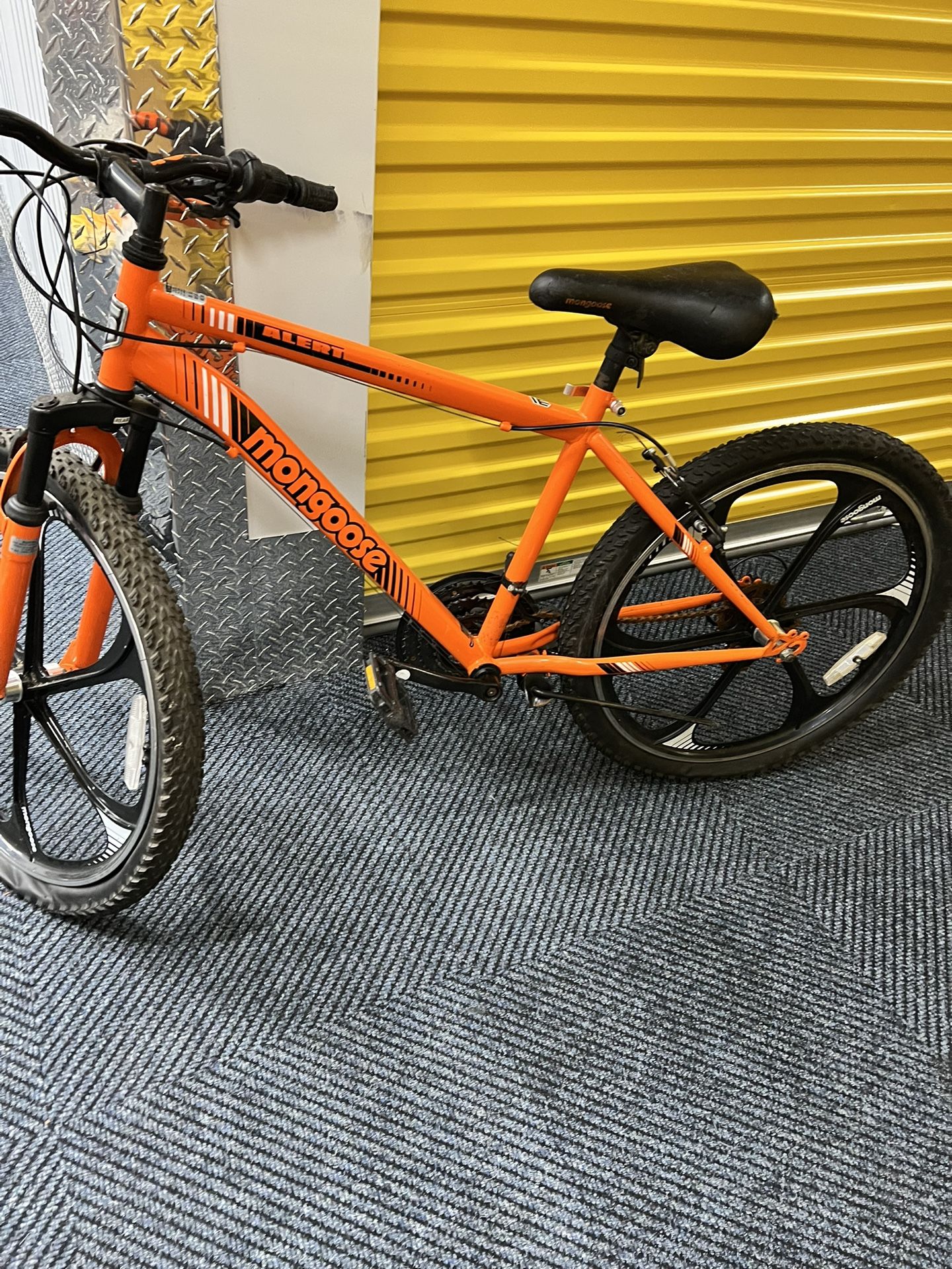 Mongoose Alert Bicycle 
