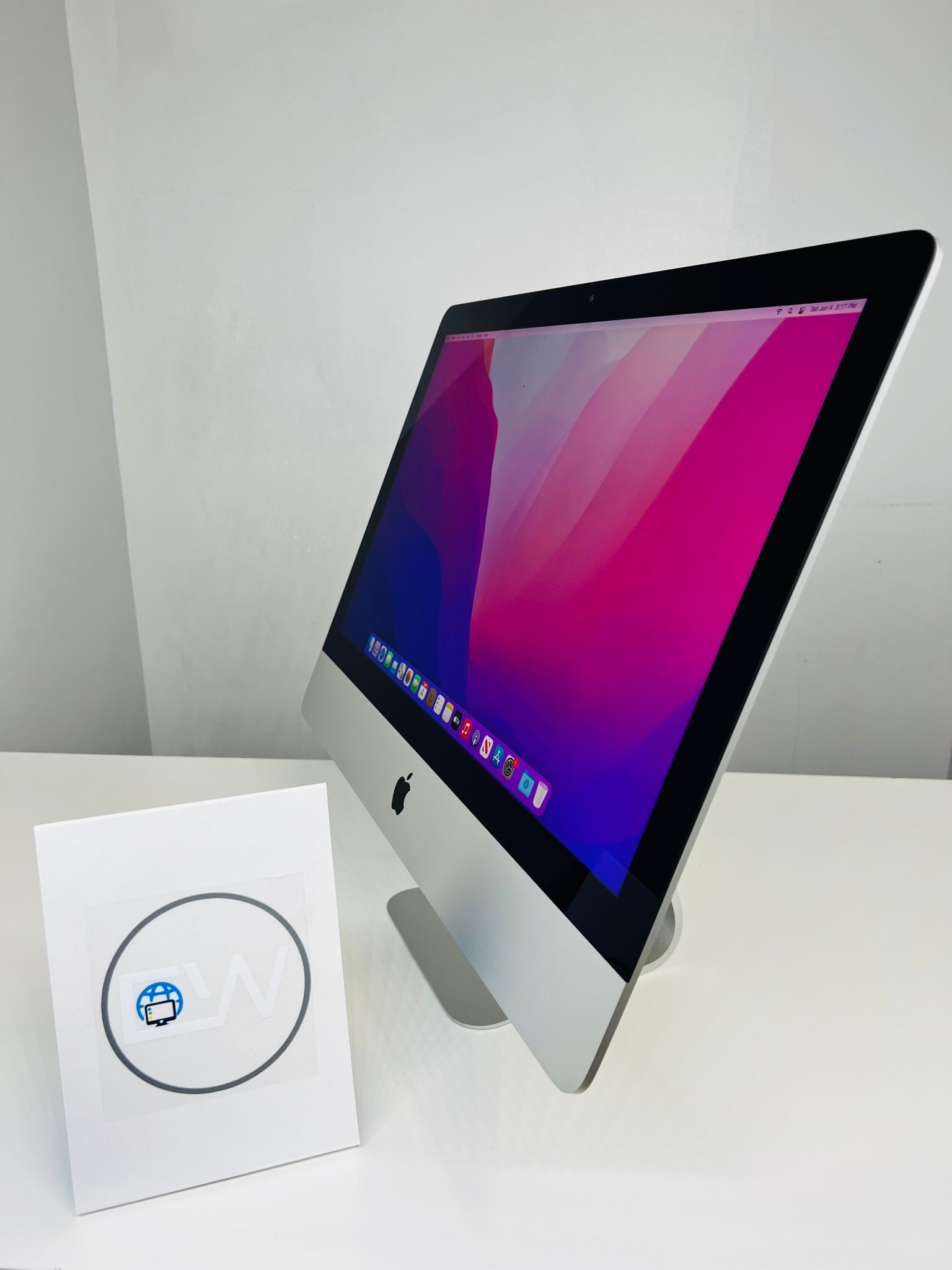 🍎Apple iMac 21” Intel Core i5 Processor/8GB RAM/256GB Storage