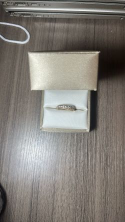 Helzberg Diamonds 1 Ct Natural Diamond 10k Wedding Band 