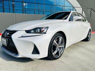 2017 Lexus IS