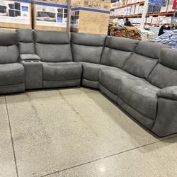 Brand New Plush Reclining Leather Sectional Set 