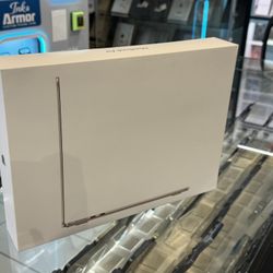 MacBook Air 13” 2025 M4 24GB 512GB 