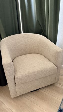 2 Set Swivel Chairs