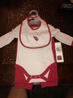 3 to 6 Months Cardinals Onesie, Pants and Bib