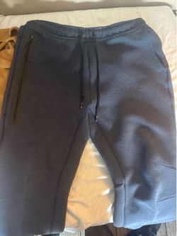 Nike tech fleece pants