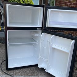 Haier Mini Fridge And Freezer