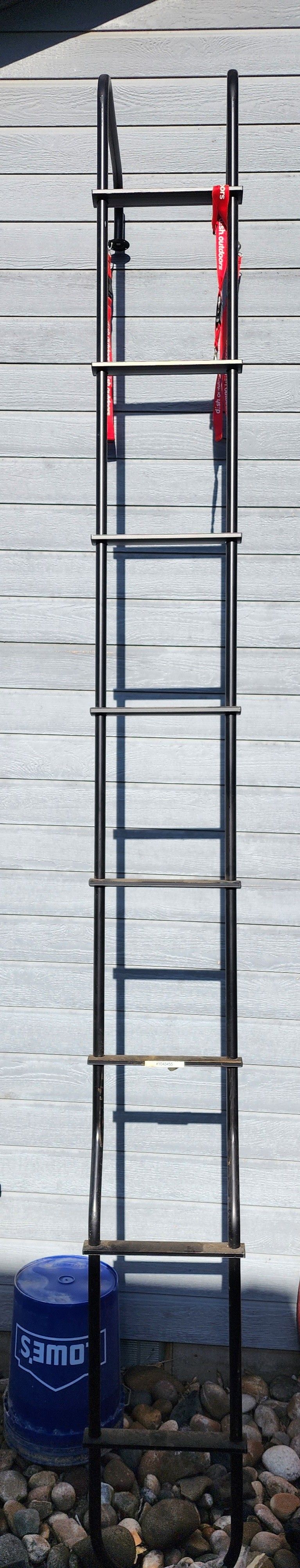Aluminum 5th Wheel Ladder