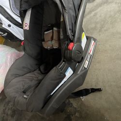 Graco Infant Car seat 