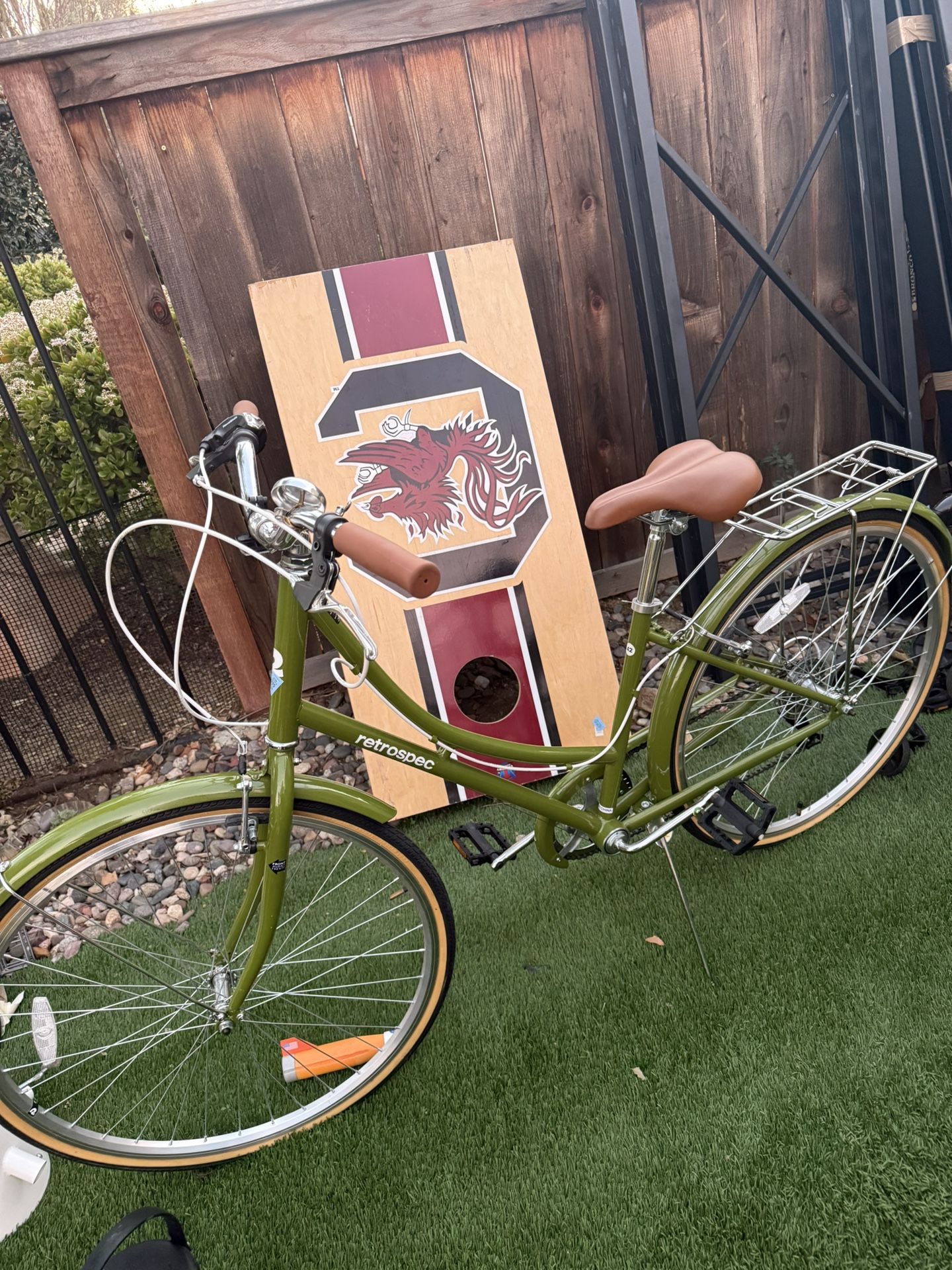 Beaumont City Bike - 7 Speed - Never Used