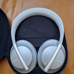 Bose Nc700 HEADPHONES BLUETOOTH