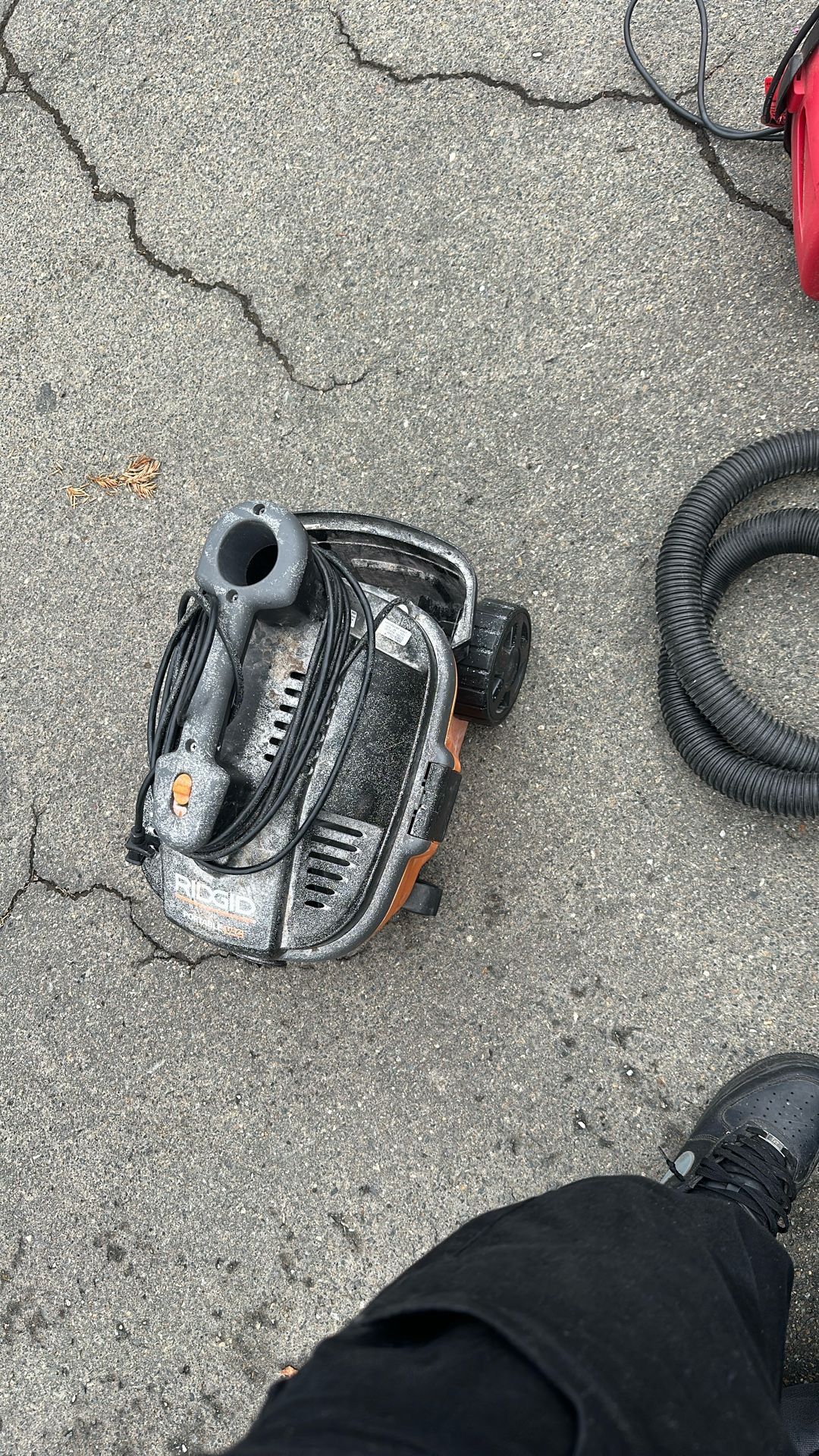 Ridged Portable Vac