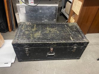 Vintage Military Foot Locker / Trunk