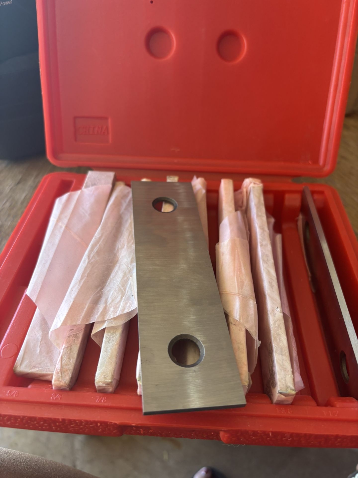 Thin Parallel Tool