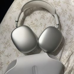 Authentic Apple AirPods Max - Silver (Great Condition)