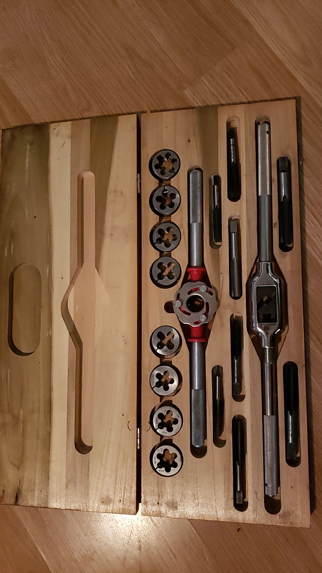 Blue Point Tap and Die set