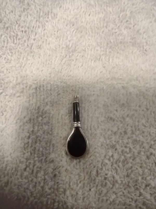 Vintage Sterling Silver And Onyx Pendant
