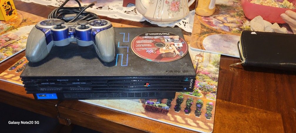 ps2 one controller and game