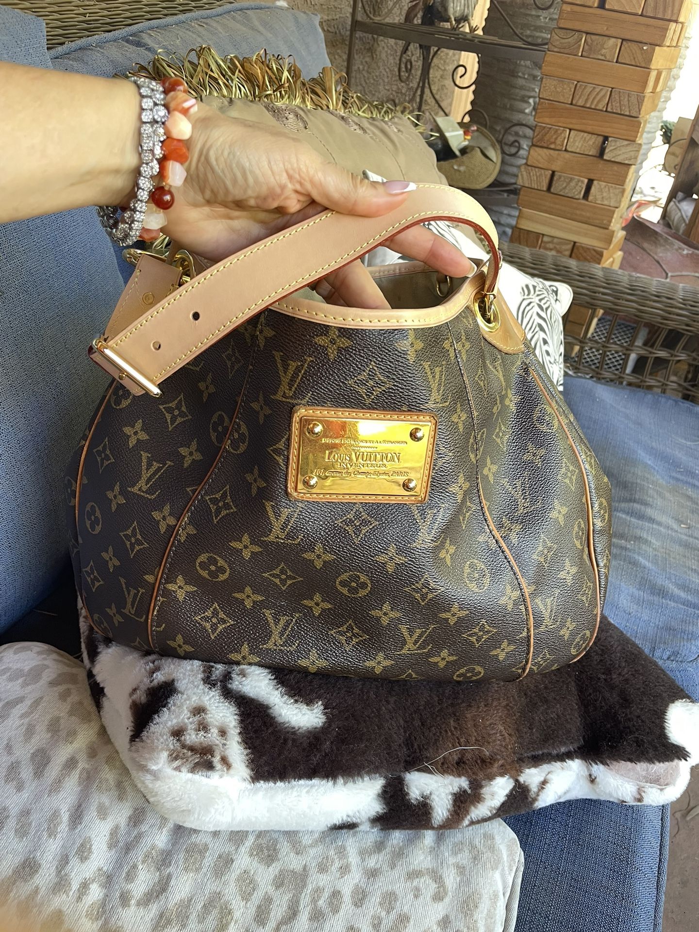 Louis Vuitton Galleria PM