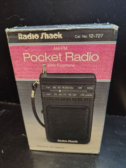 Radio Shack AM/FM Pocket Radio Cat. No. 12-727