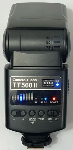 Godox Camera Flash TT520II with Wireless Signal Canon Nikon Pentax Olympus 9.5/1 (#1278)