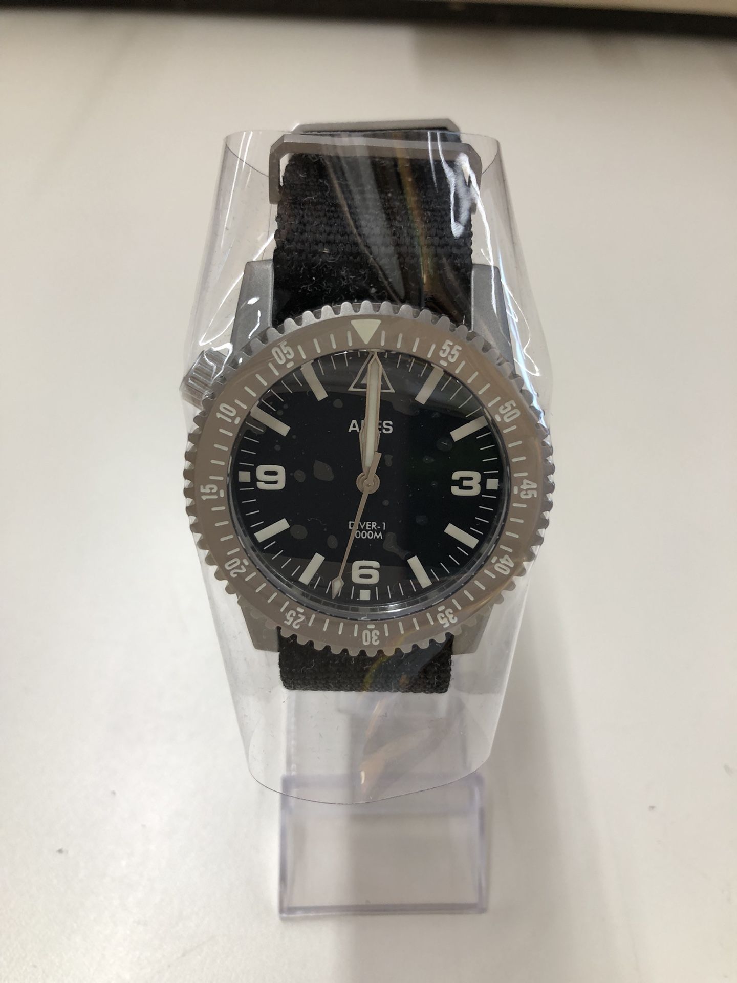 ARES Quartz Watches ( Diver 1)