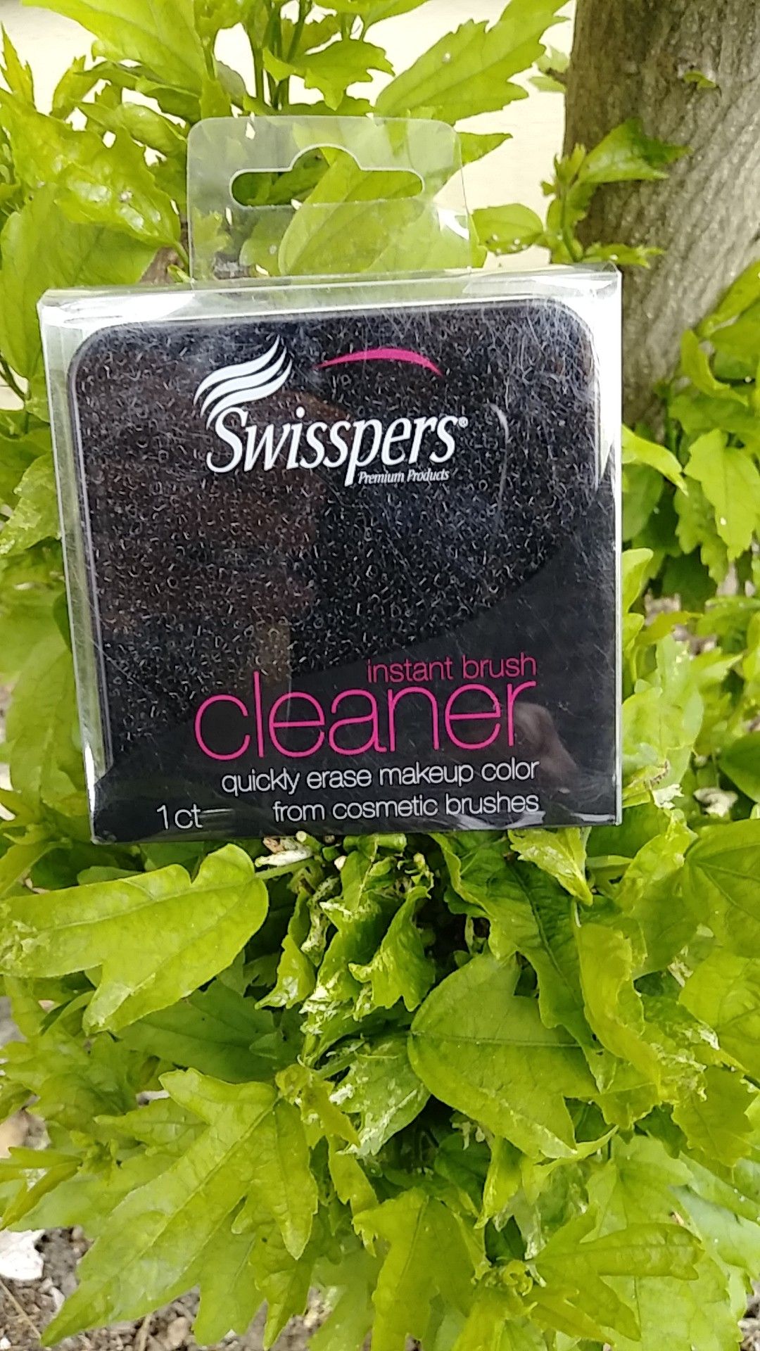 Swisspers Cleaner...quick erase makeup color from cosmetic brushes...1 ct