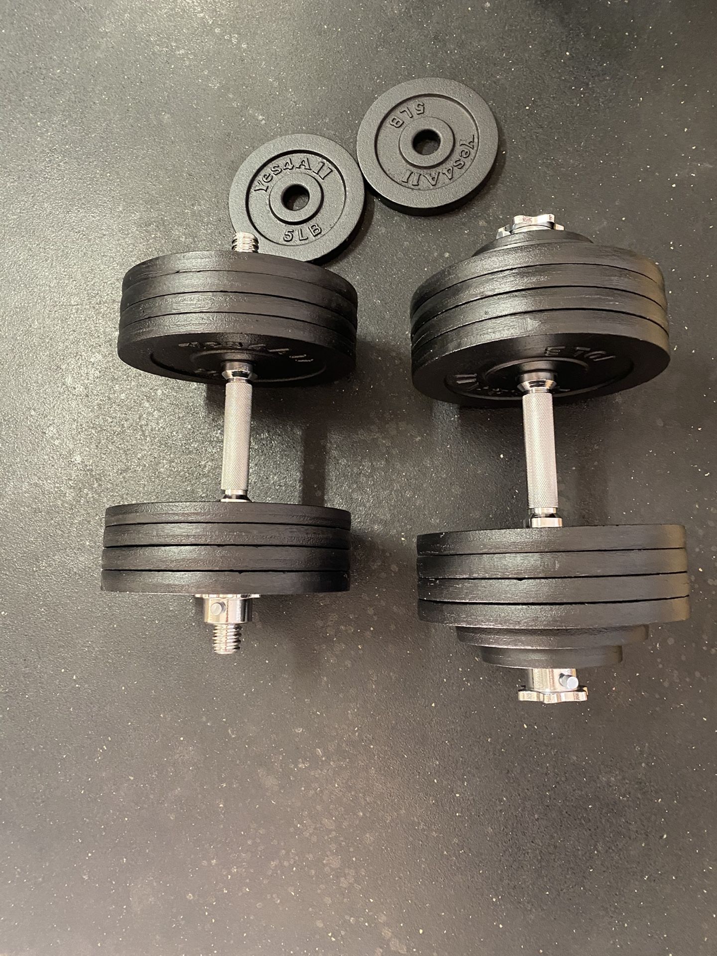 200 Pound Adjustable Dumbbell Set