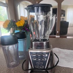 Sale of bar chairs, kitchen accessories, and coffee tables all together