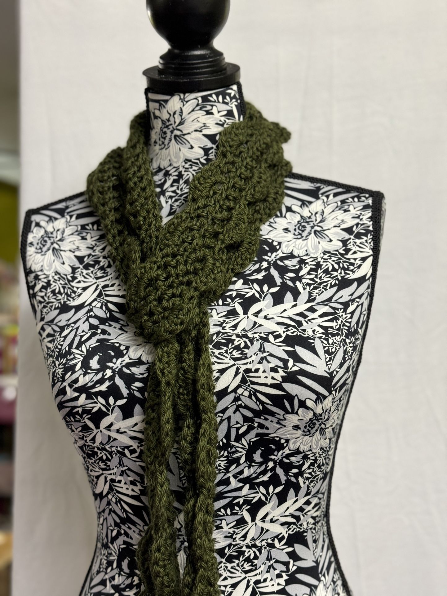 Scarf Long Crochet Handcrafted Shell Pattern Forrest Green