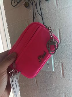 Victoria's secret wallet
