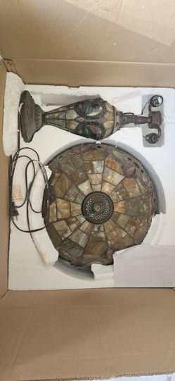 Tiffany Style lamp