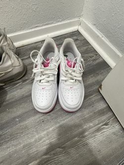 Women’s Shoes