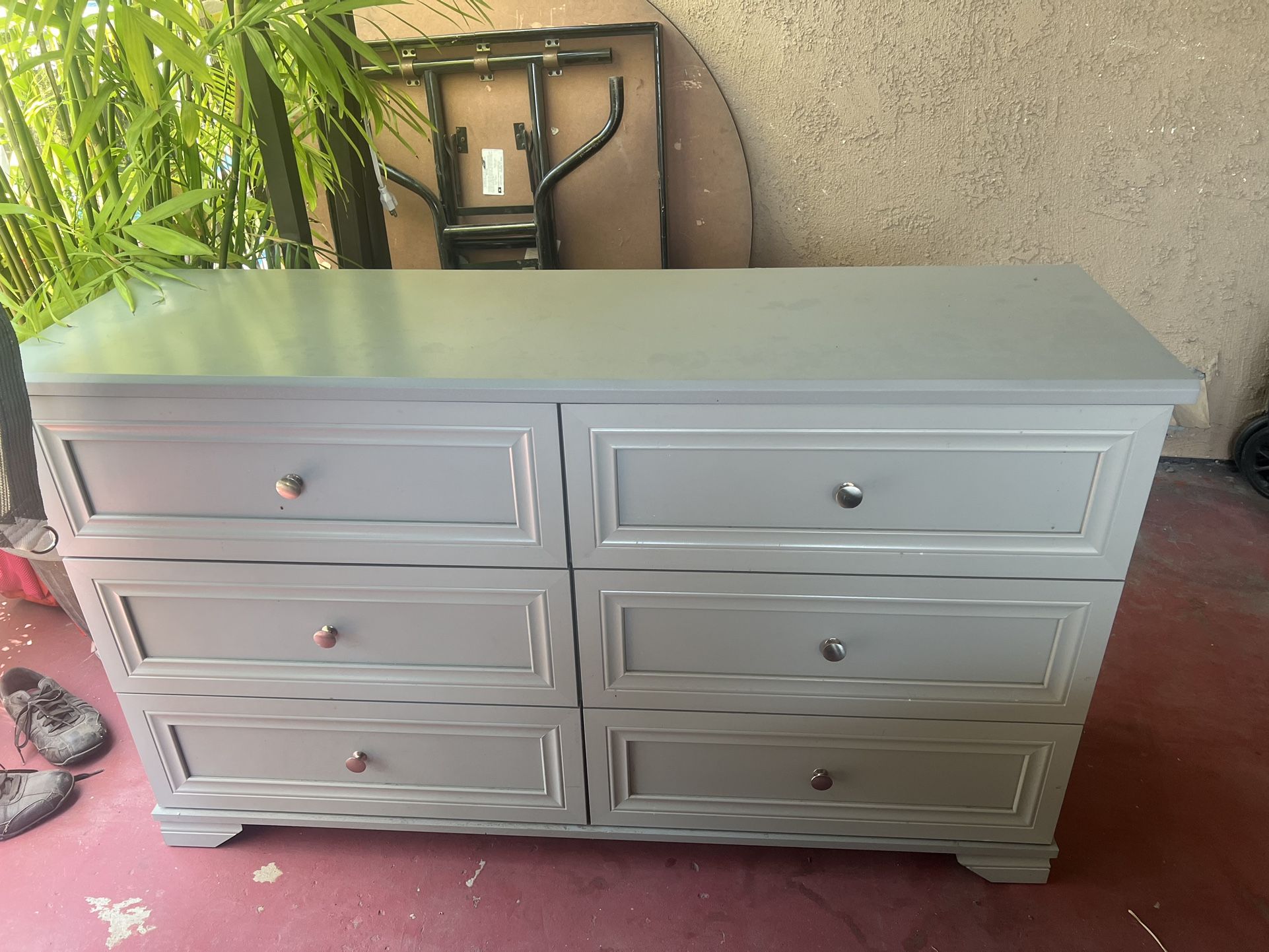 Grey Dresser/ Cajonera Gris