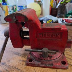 Vintage Wilton 3 1/2" Vice
